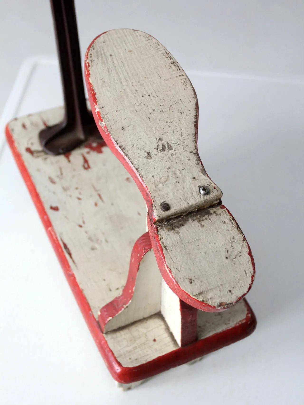 vintage cobbler's shoe stand station