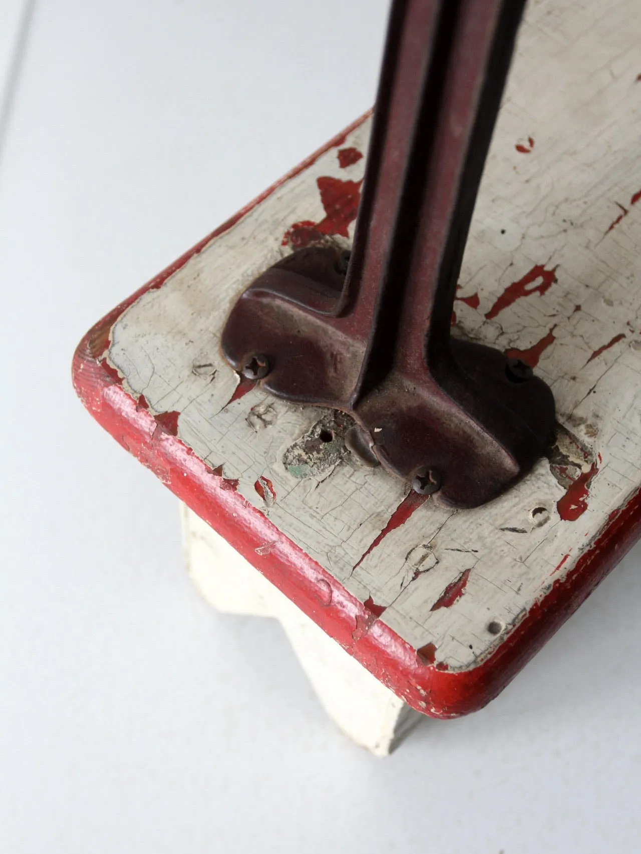 vintage cobbler's shoe stand station