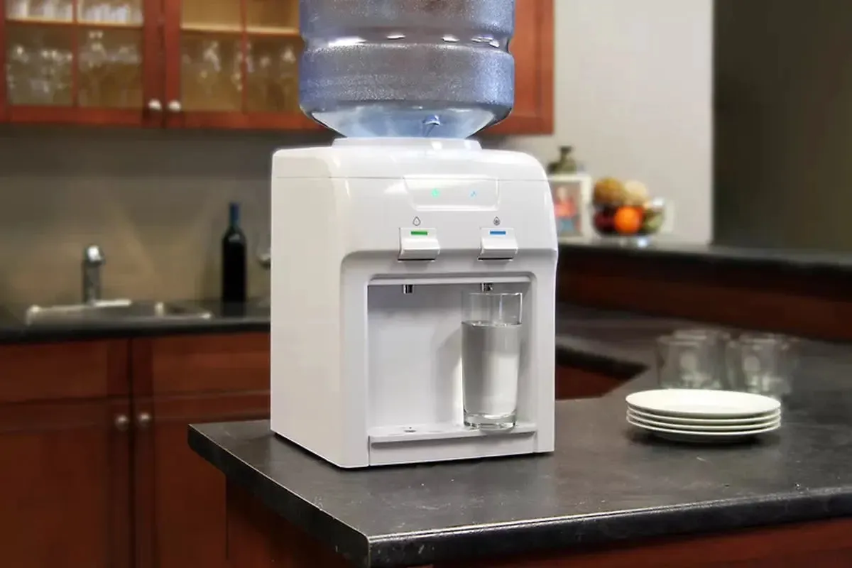 Vitapur White Countertop Top Loading Electric Water Dispenser